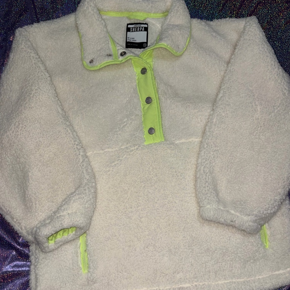 Girls Justice Sherpa Pull Over